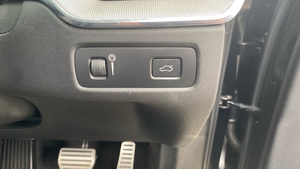 Used Volvo XC60 2022 for sale - 75332963: Photo 39