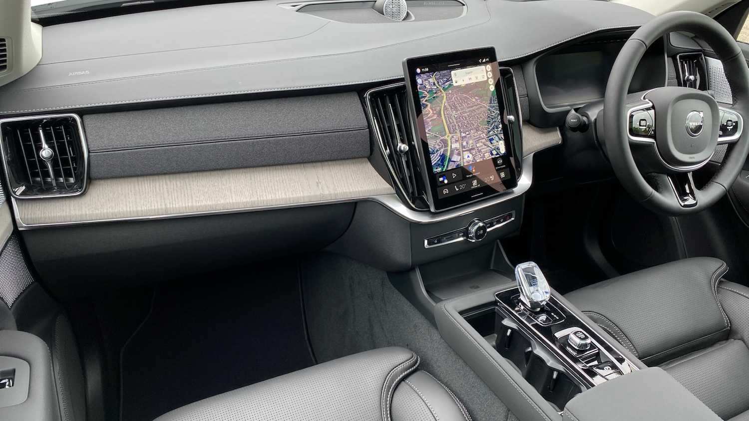 Used Volvo XC90 2025 for sale - 77198788: Photo 4