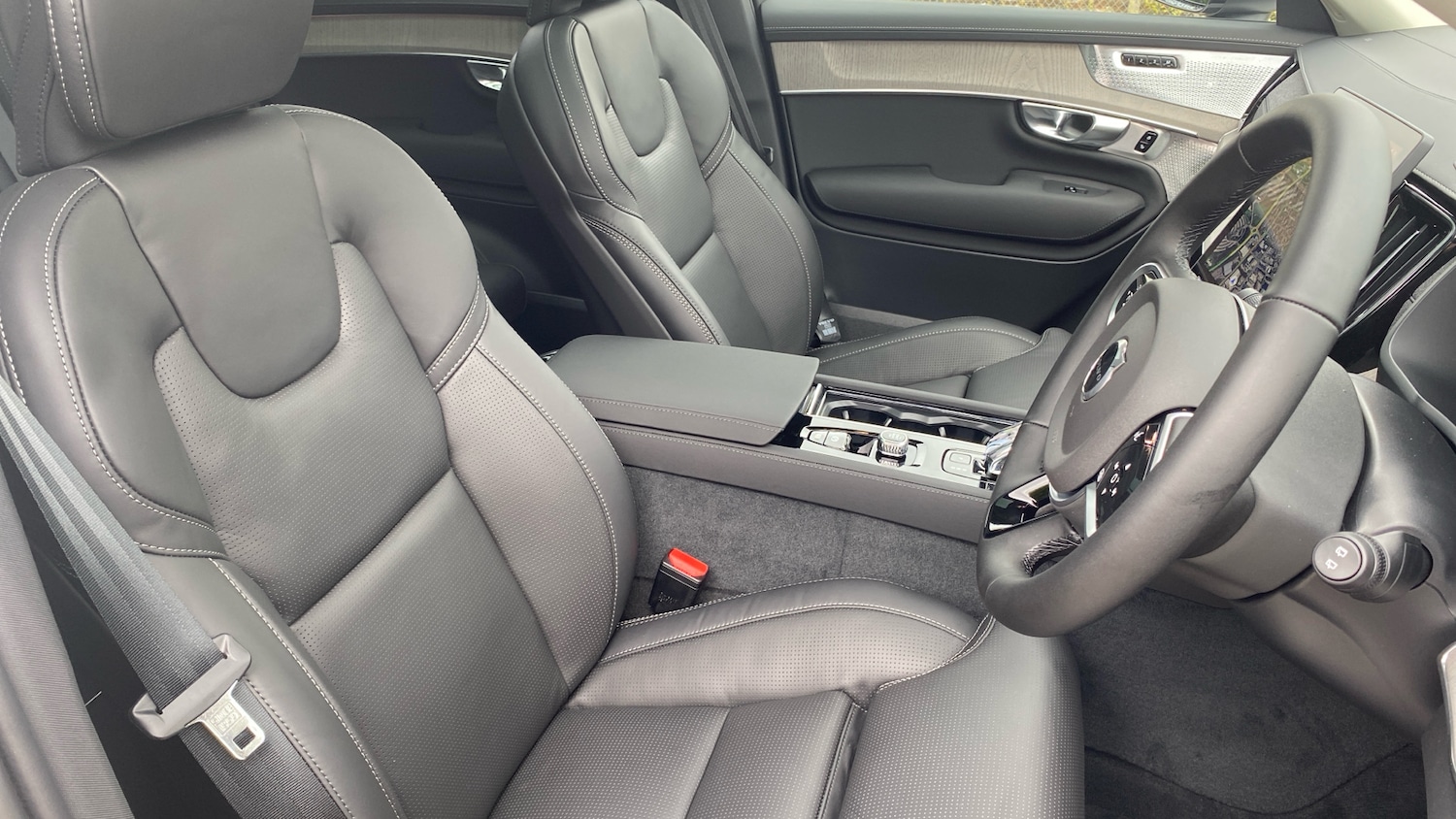 Used Volvo XC90 2025 for sale - 77198788: Photo 9