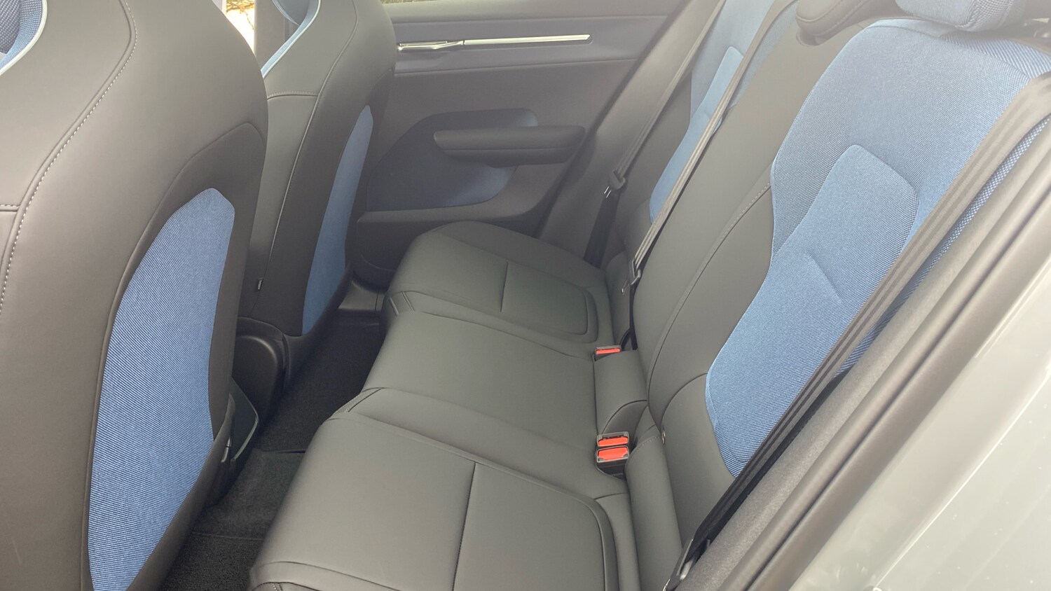 Used Volvo EX30 2025 for sale - 76653280: Photo 31