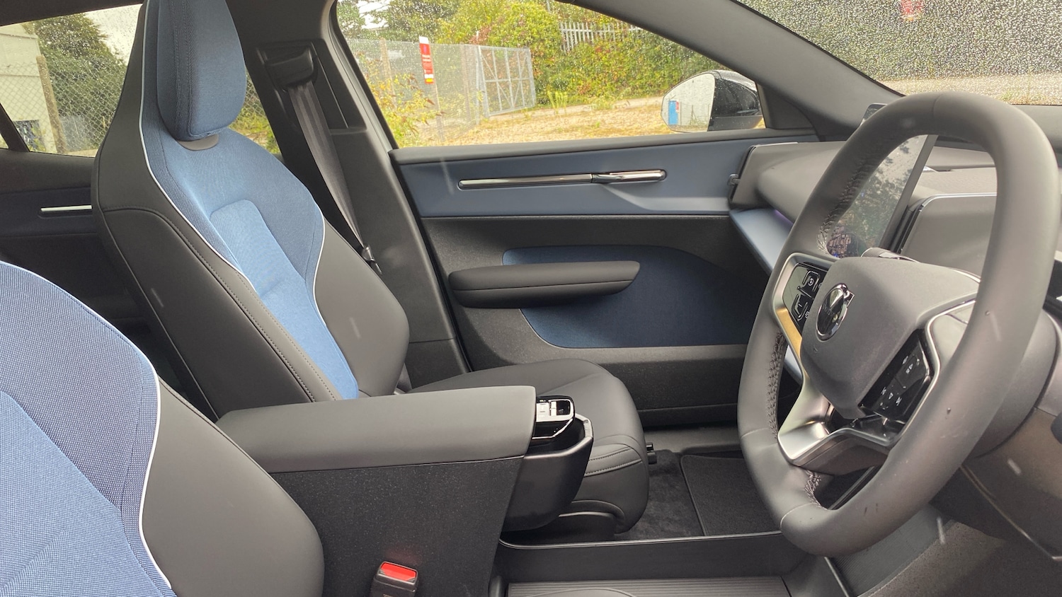 Used Volvo EX30 2025 for sale - 76653280: Photo 9