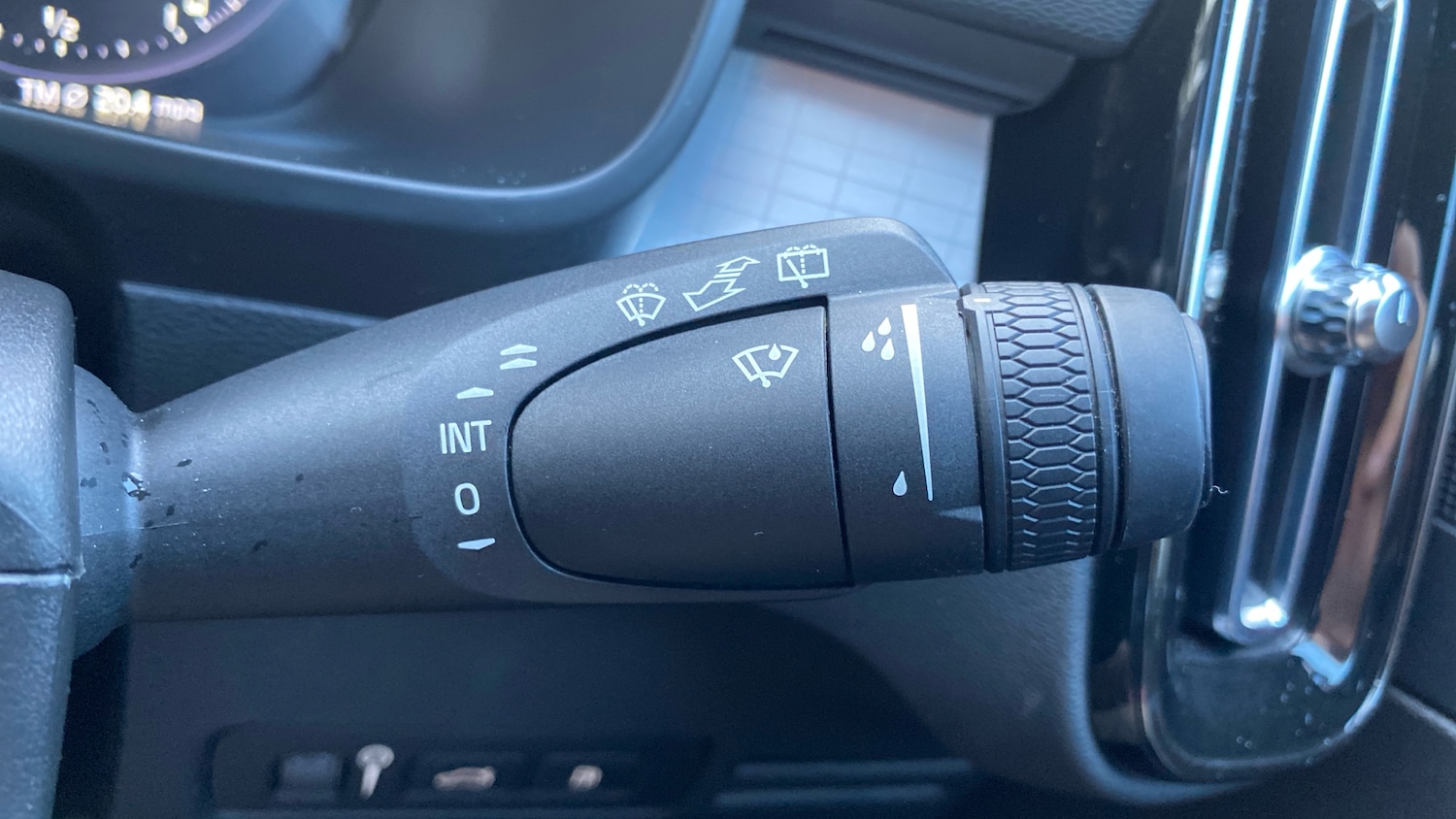 Used Volvo XC40 2023 for sale - 77946946: Photo 21