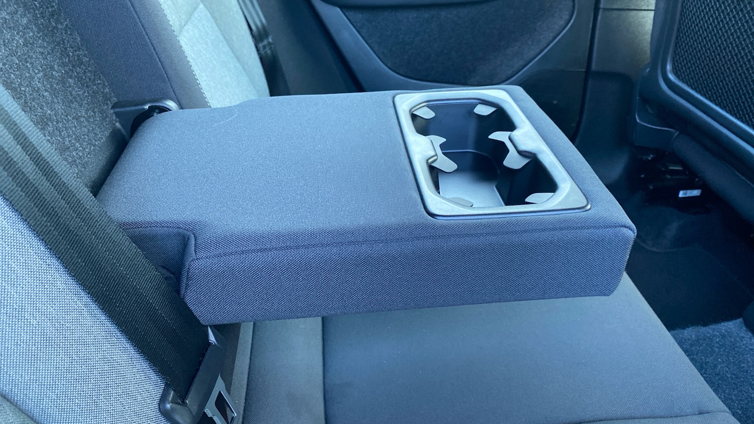 Used Volvo XC40 2023 for sale - 77946946: Photo 31