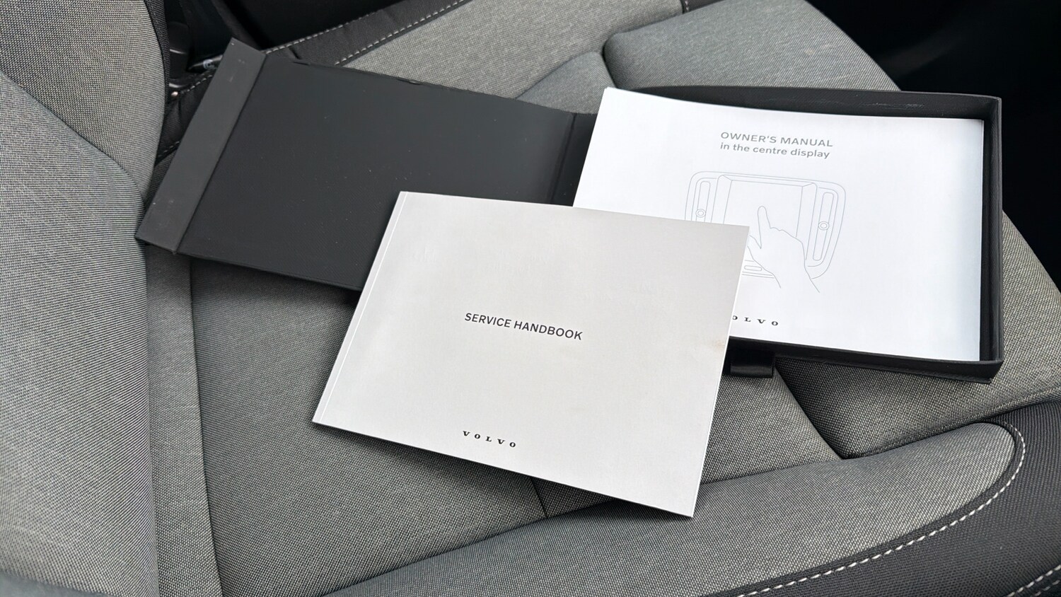 Used Volvo XC40 2023 for sale - 77930502: Photo 15