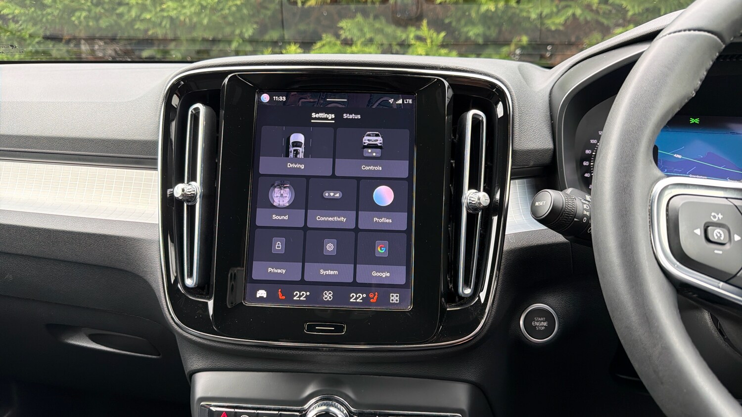 Used Volvo XC40 2023 for sale - 77930502: Photo 17