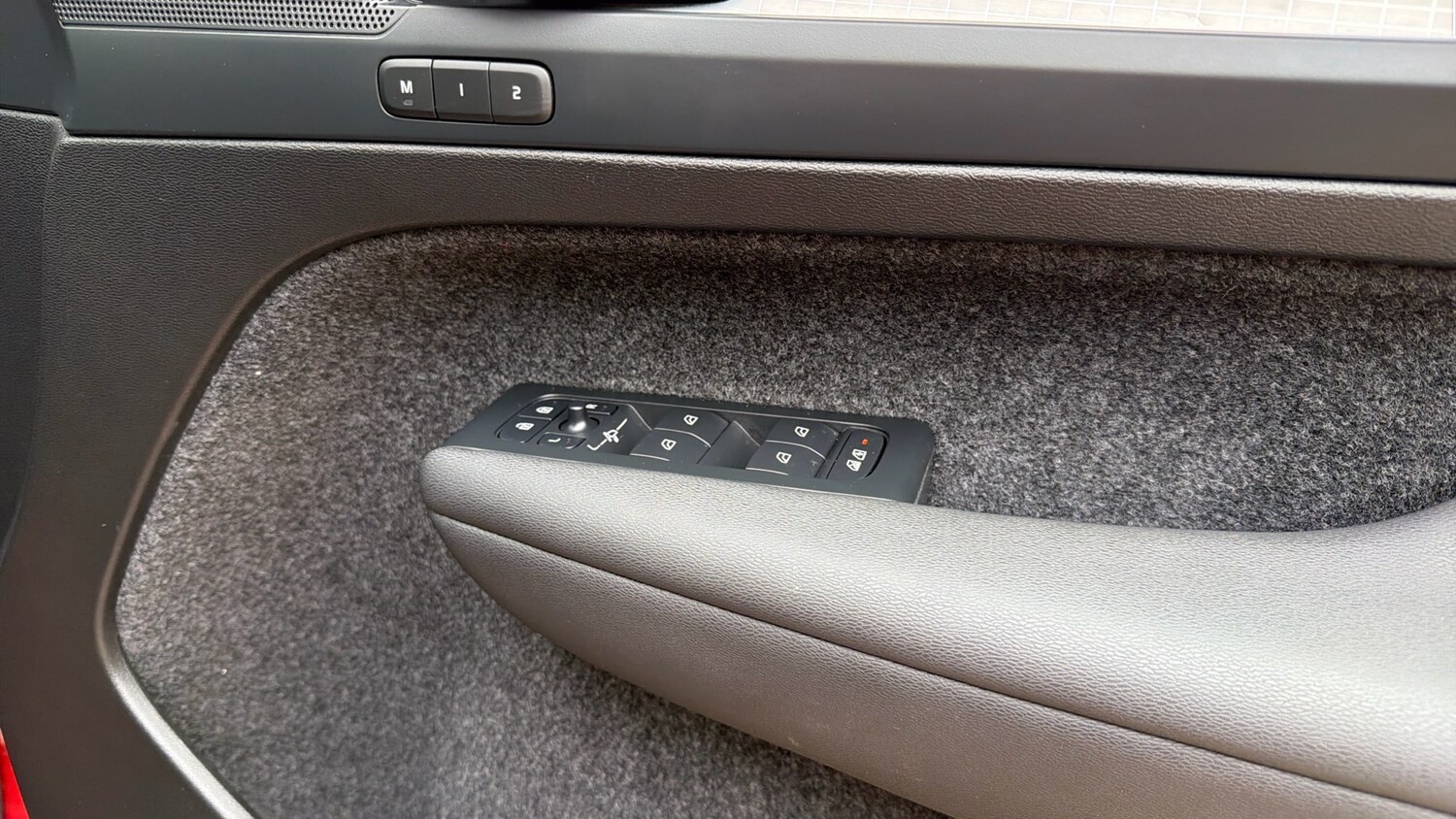 Used Volvo XC40 2023 for sale - 77930502: Photo 24