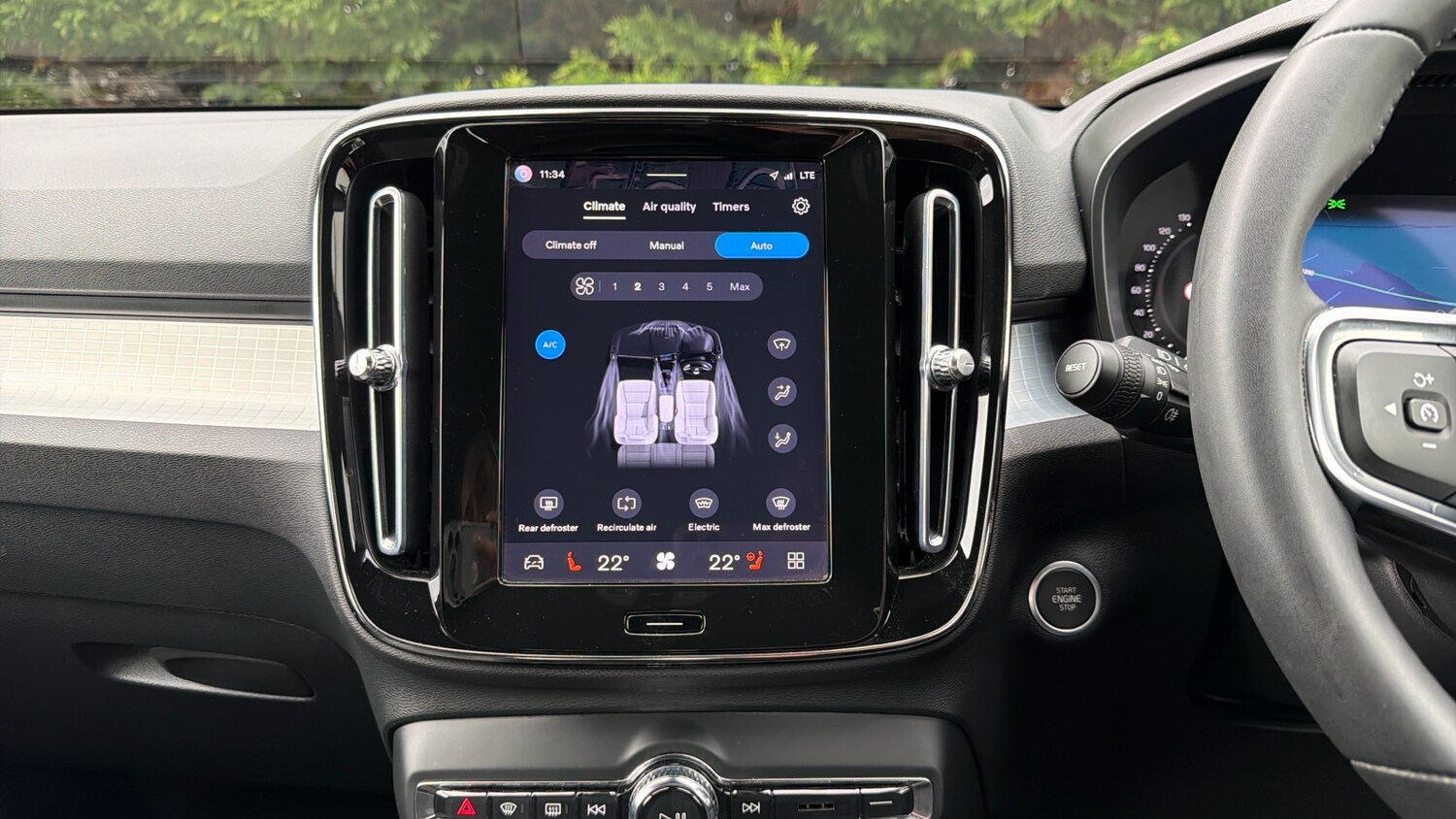 Used Volvo XC40 2023 for sale - 77930502: Photo 39