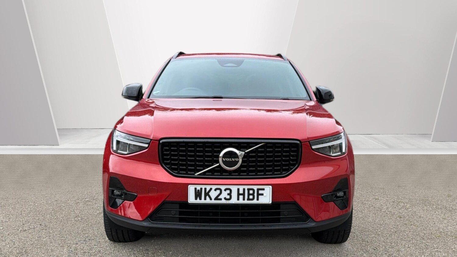 Used Volvo XC40 2023 for sale - 77930502: Photo 8