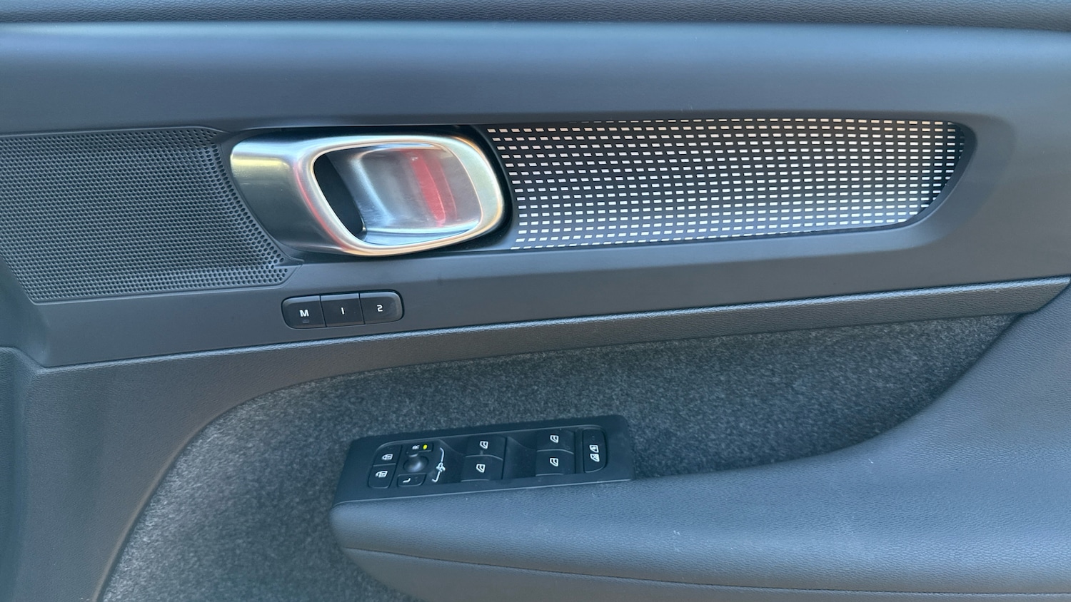 Used Volvo XC40 2024 for sale - 76653307: Photo 15