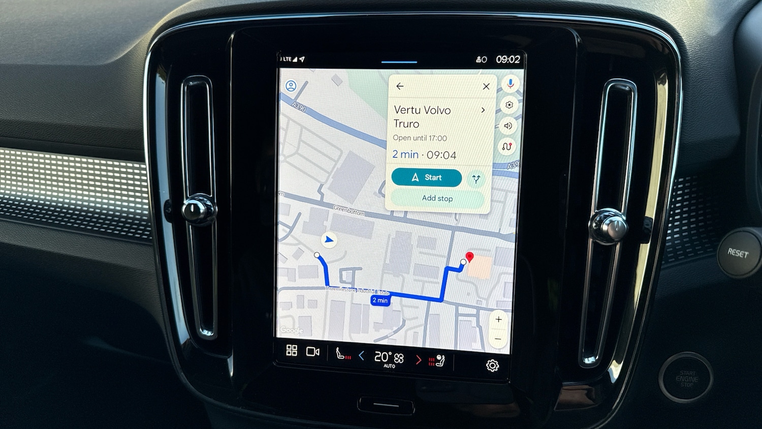 Used Volvo XC40 2024 for sale - 76653307: Photo 31