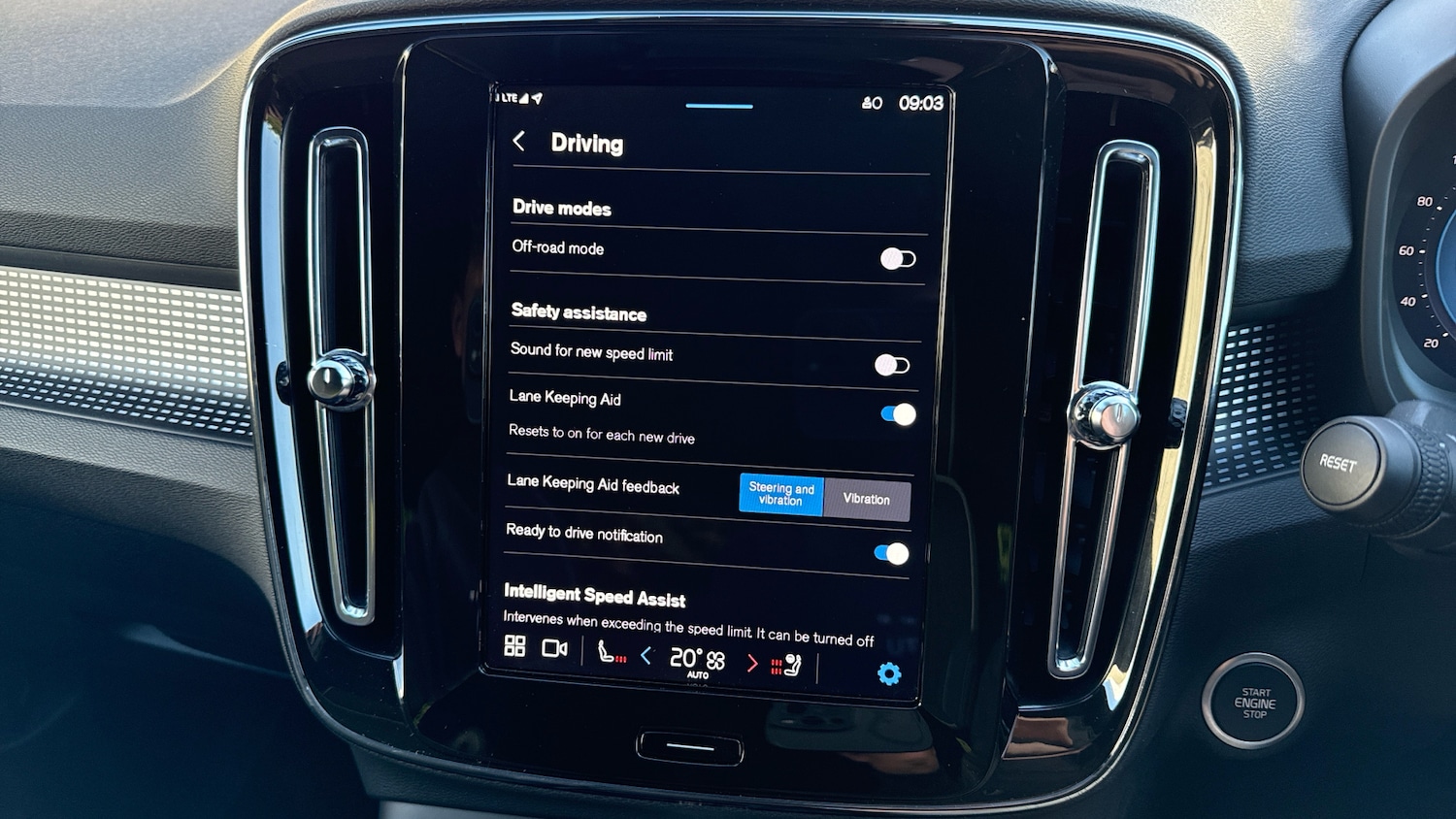 Used Volvo XC40 2024 for sale - 76653307: Photo 35