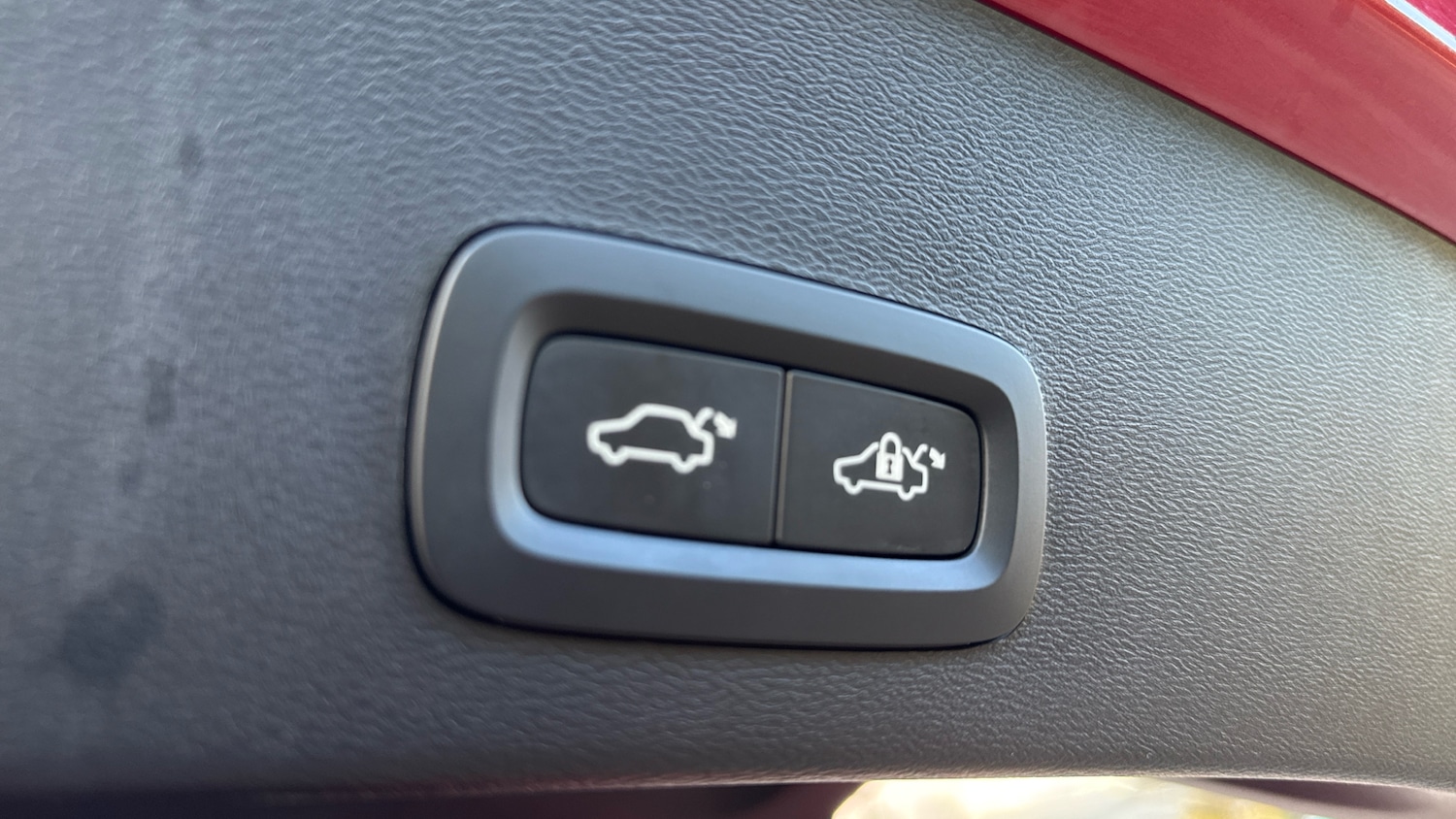 Used Volvo XC40 2024 for sale - 76653307: Photo 42