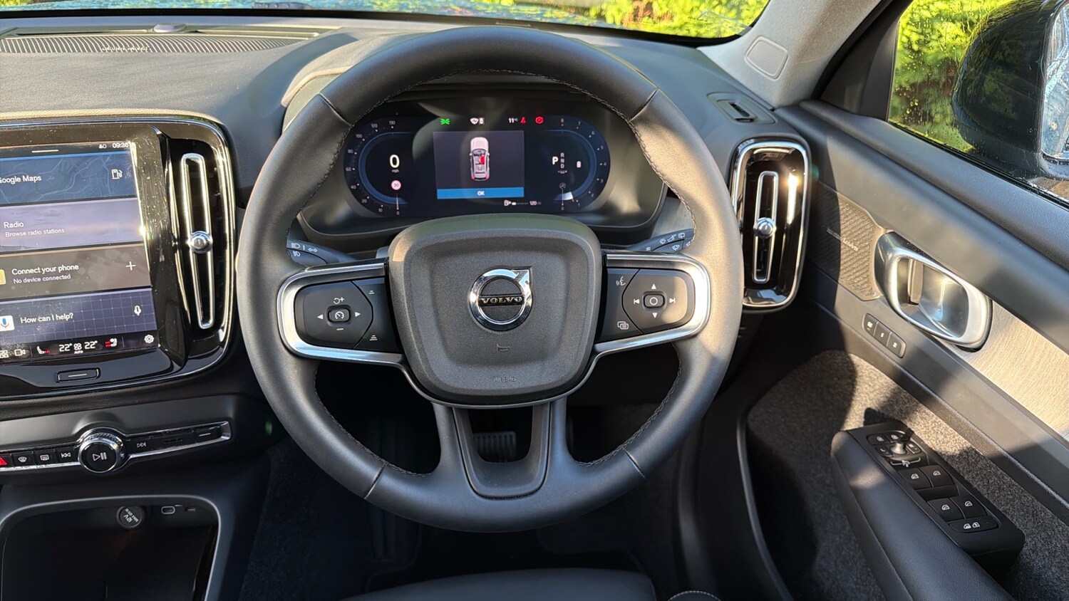 Used Volvo XC40 2024 for sale - 76653299: Photo 10