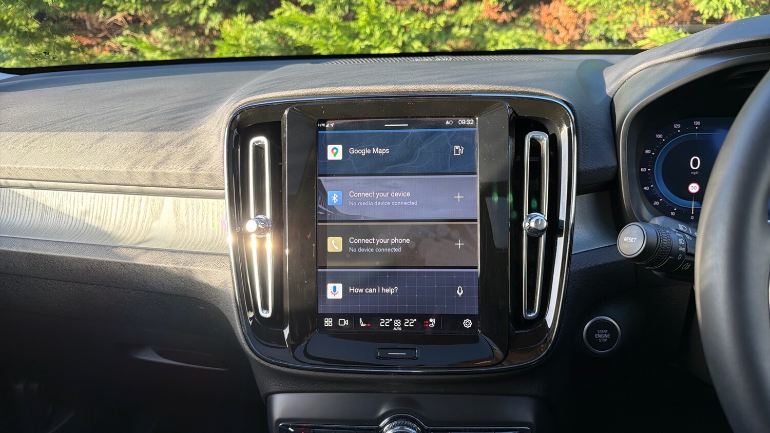 Used Volvo XC40 2024 for sale - 76653299: Photo 12