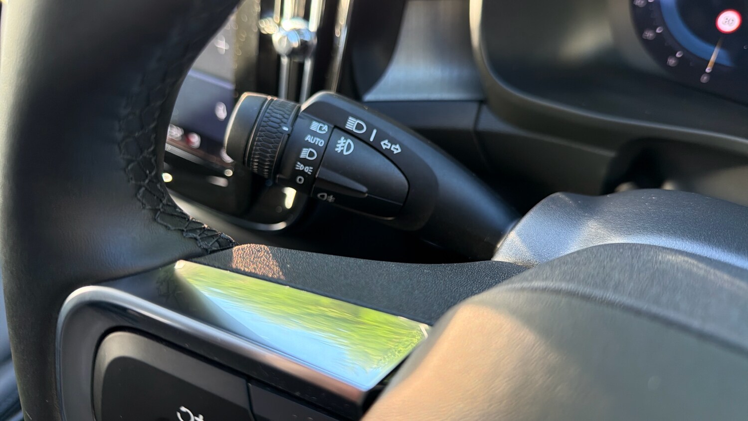 Used Volvo XC40 2024 for sale - 76653299: Photo 20