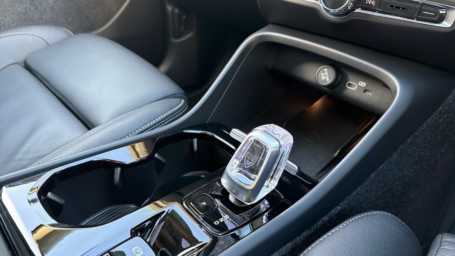 Used Volvo XC40 2024 for sale - 76653299: Photo 26