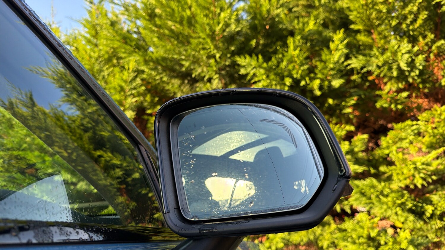 Used Volvo XC40 2024 for sale - 76653299: Photo 32