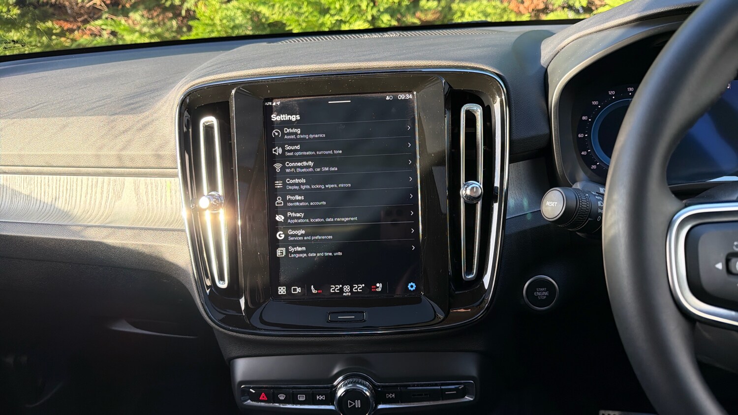 Used Volvo XC40 2024 for sale - 76653299: Photo 41