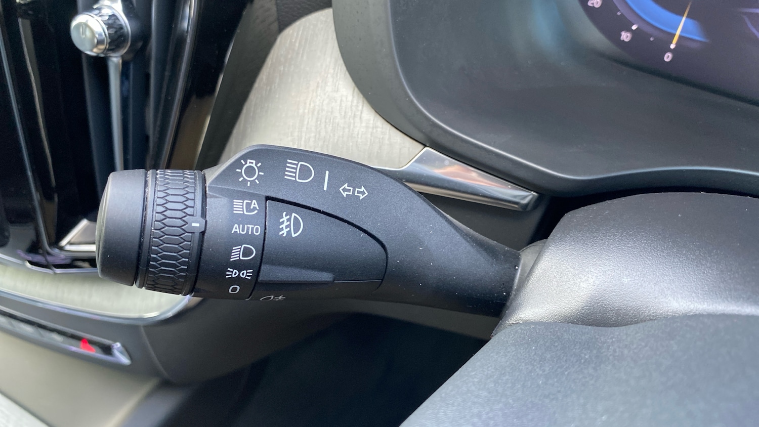 Used Volvo XC60 2025 for sale - 77375793: Photo 19