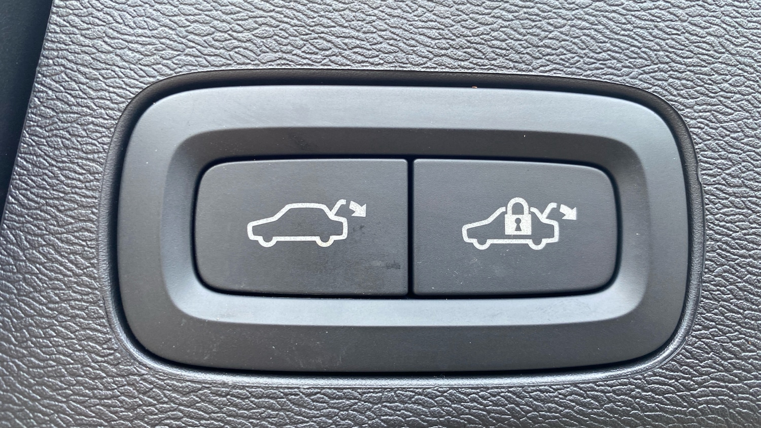 Used Volvo XC60 2025 for sale - 77375793: Photo 34