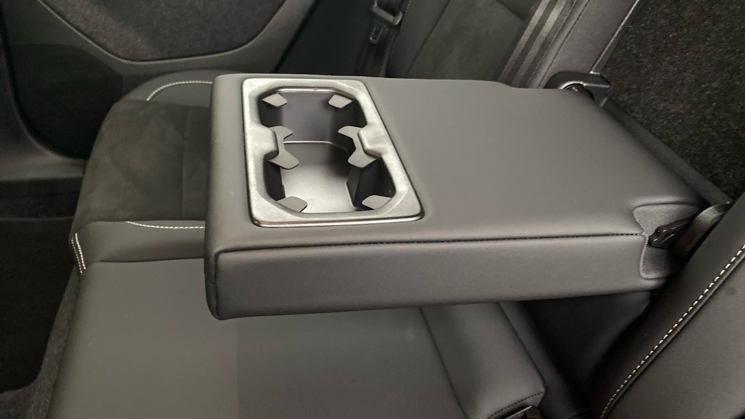 Used Volvo Other 2025 for sale - 76653300: Photo 32