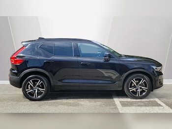 Used Volvo XC40 2023 for sale - 79557082: Photo