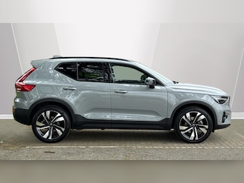 Used Volvo XC40 2025 for sale - 78433352: Photo