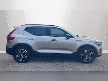 Used Volvo XC40 2023 for sale - 77082169: Photo
