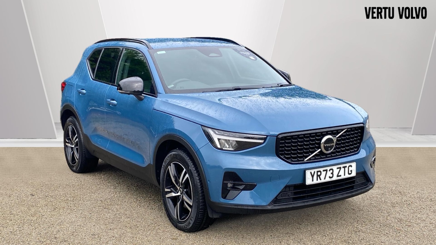 Used Volvo XC40 2023 for sale - 76653220: Photo 1