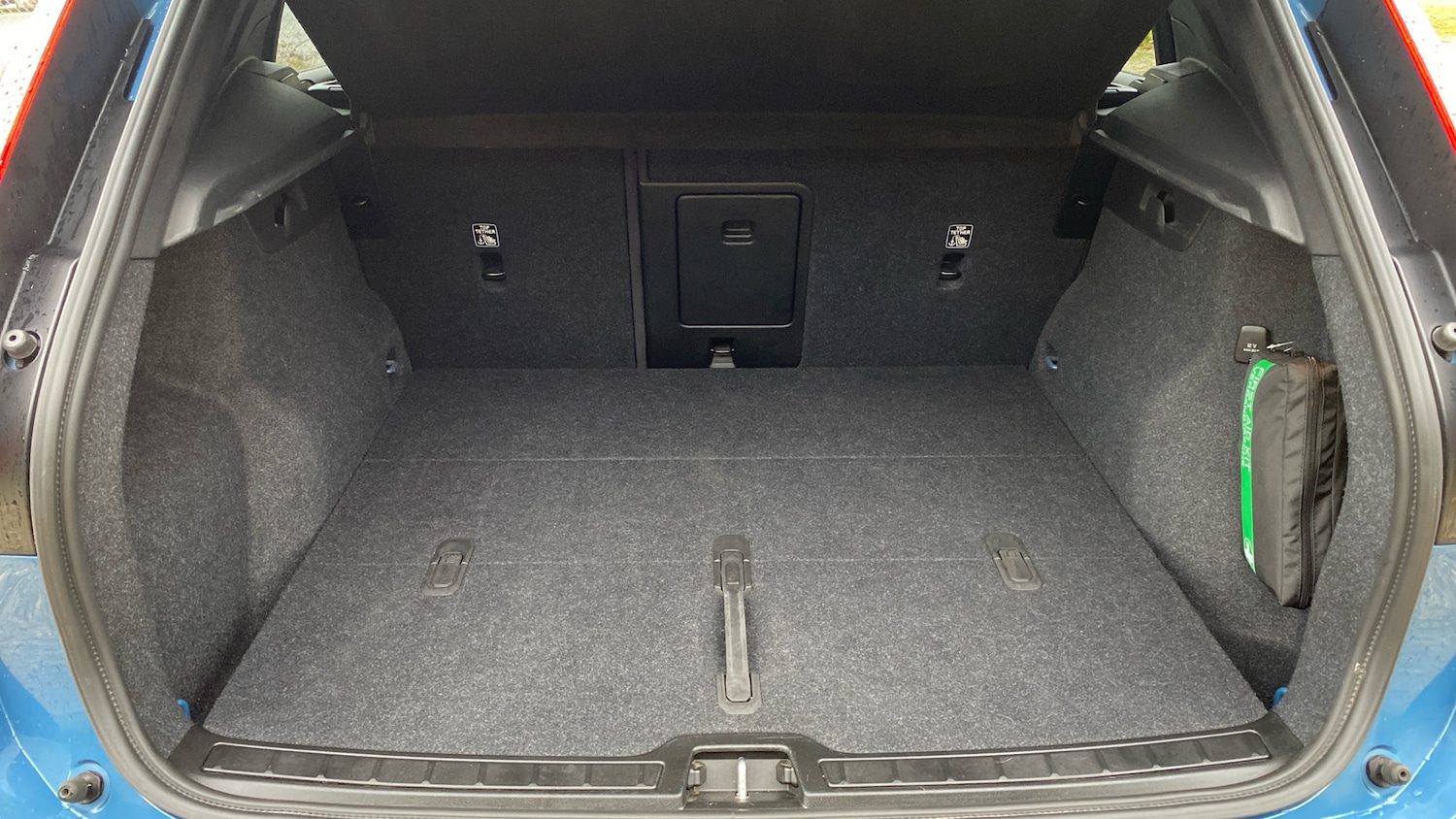 Used Volvo XC40 2023 for sale - 76653220: Photo 17