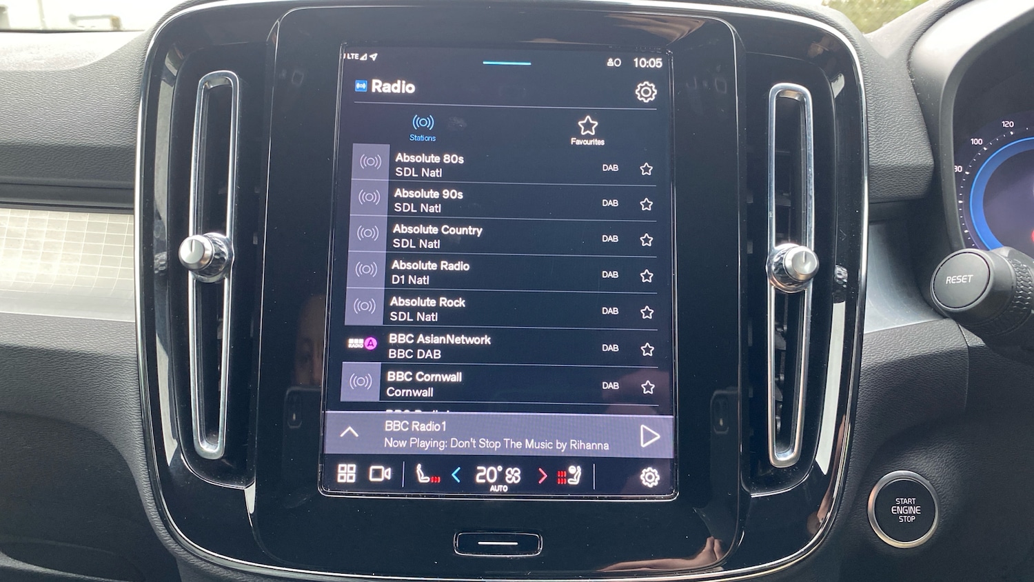 Used Volvo XC40 2023 for sale - 76653220: Photo 30