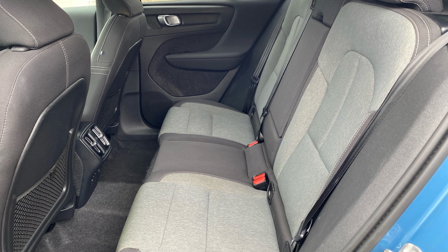 Used Volvo XC40 2023 for sale - 76653220: Photo 33