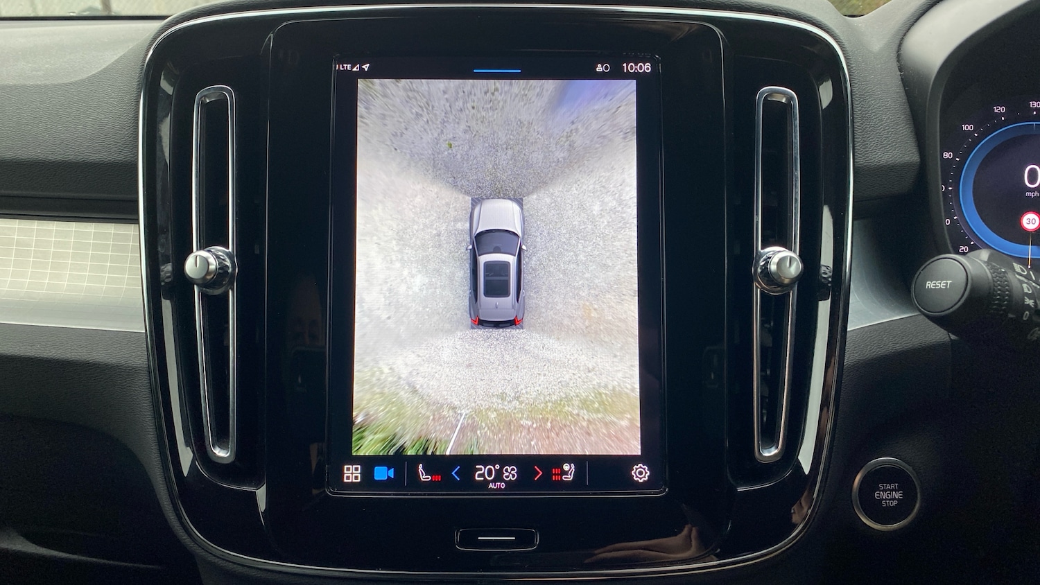 Used Volvo XC40 2023 for sale - 76653220: Photo 35