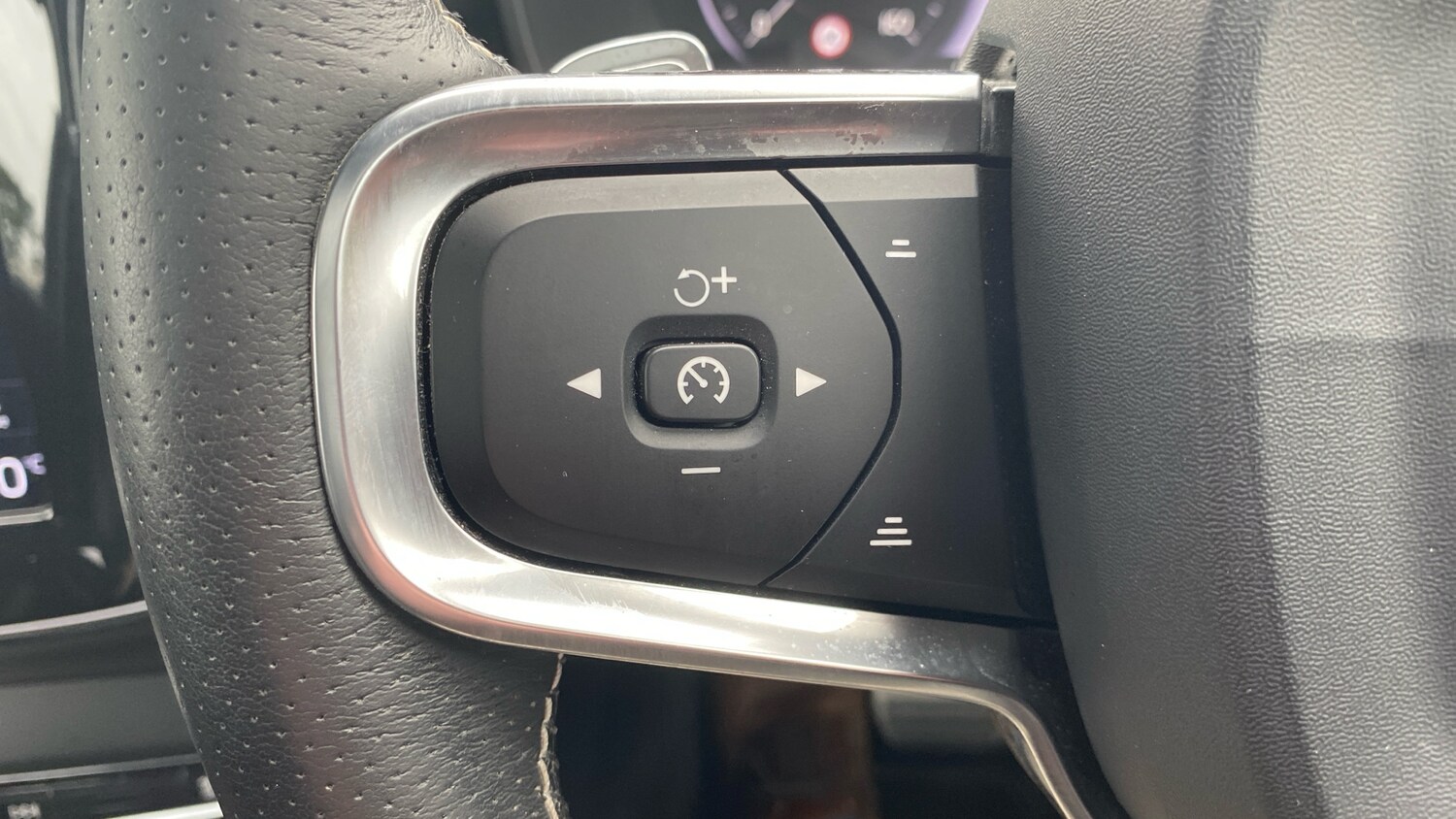 Used Volvo XC40 2020 for sale - 77845186: Photo 20