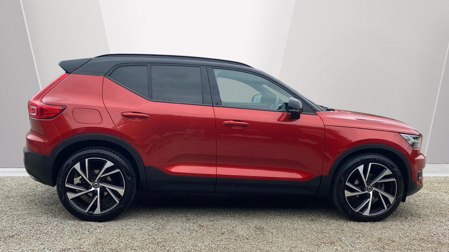 Used Volvo XC40 2020 for sale - 77845186: Photo 3