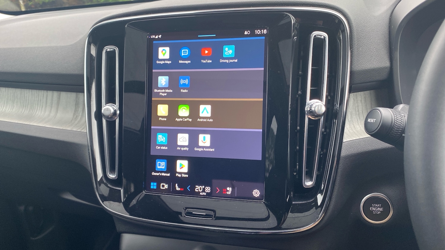 Used Volvo XC40 2024 for sale - 76653305: Photo 12