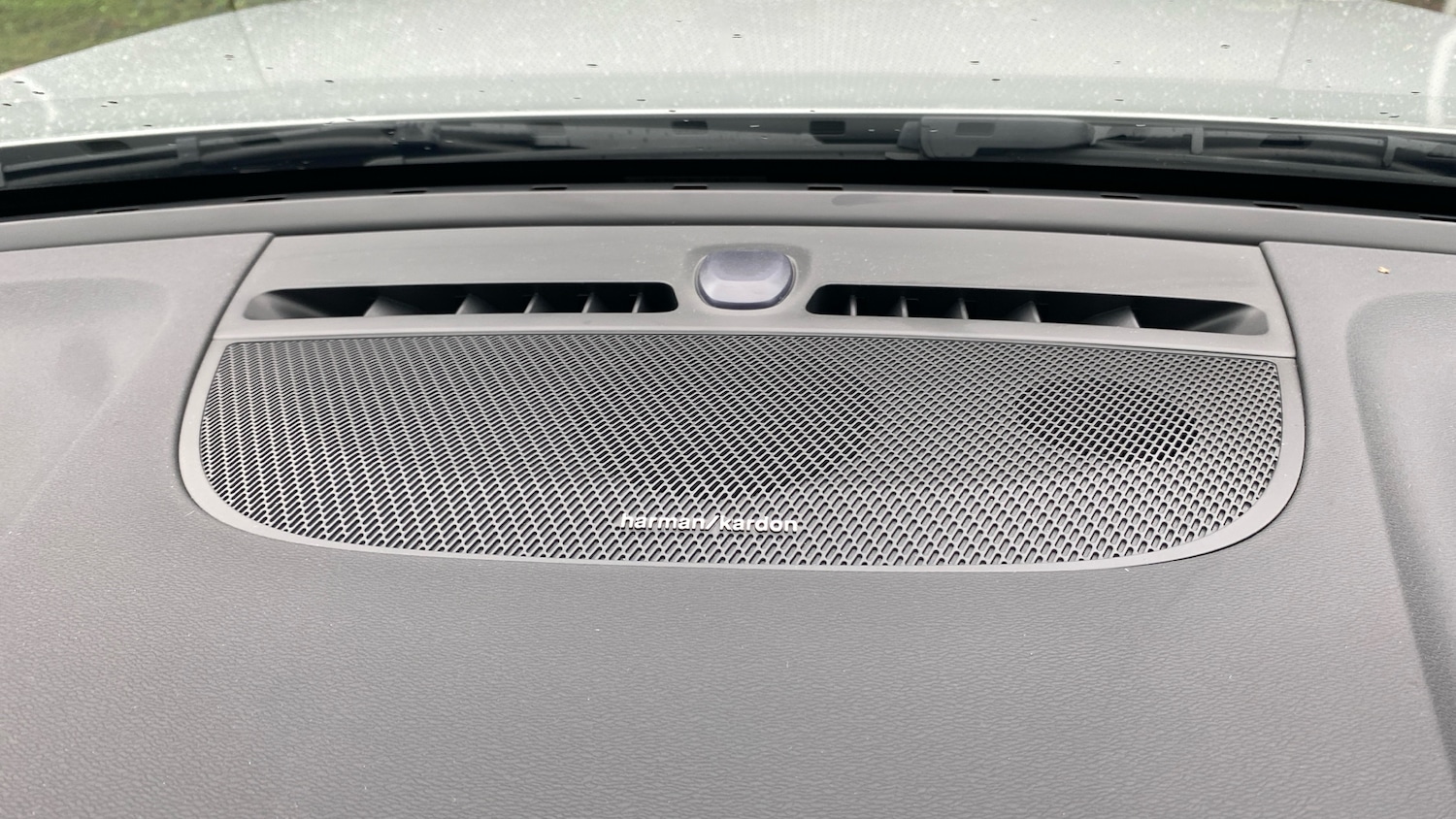 Used Volvo XC40 2024 for sale - 76653305: Photo 24