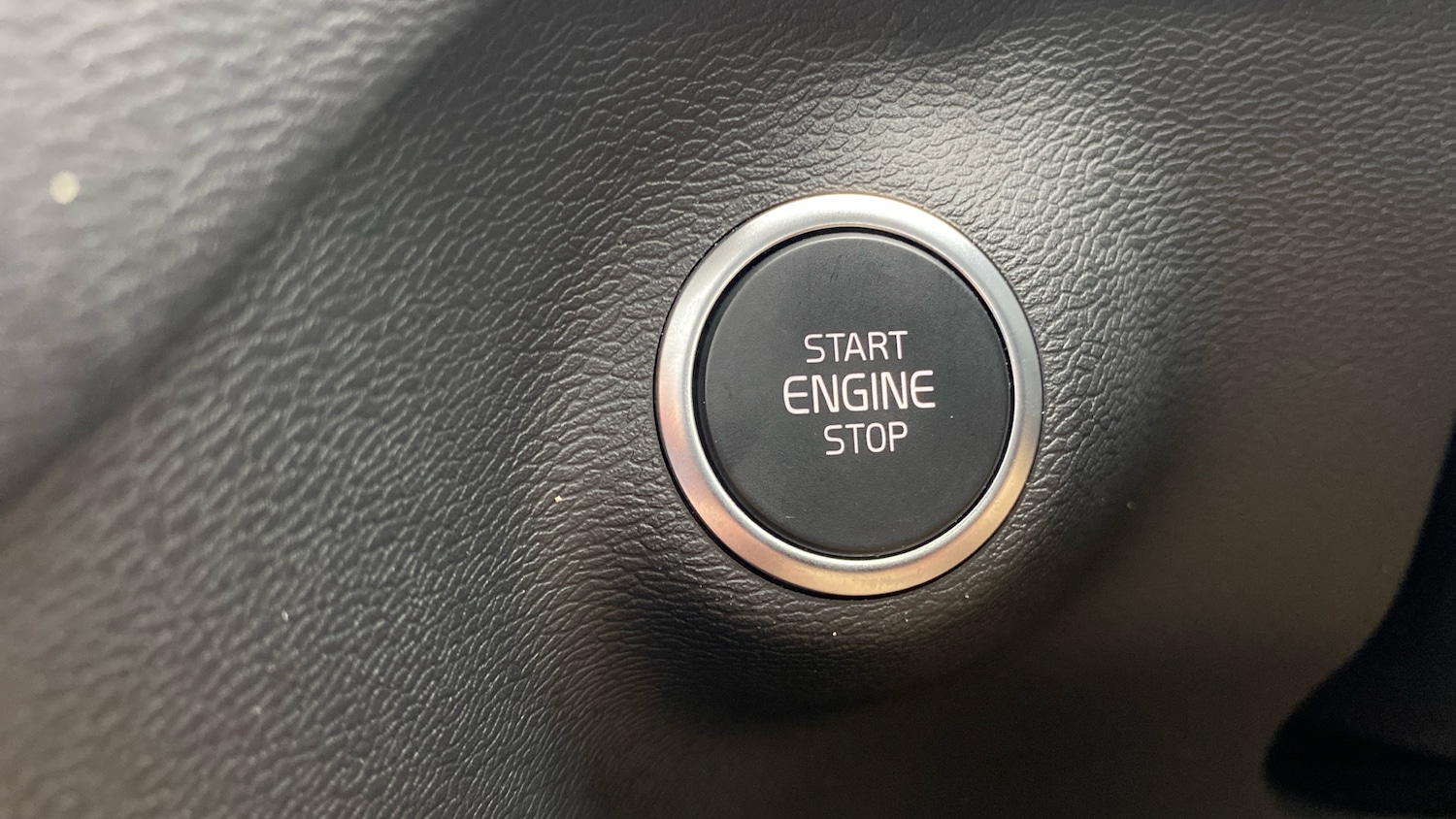 Used Volvo XC40 2024 for sale - 76653305: Photo 26