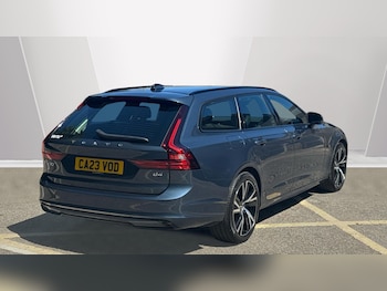 Used Volvo V90 2023 for sale - 79557081: Photo