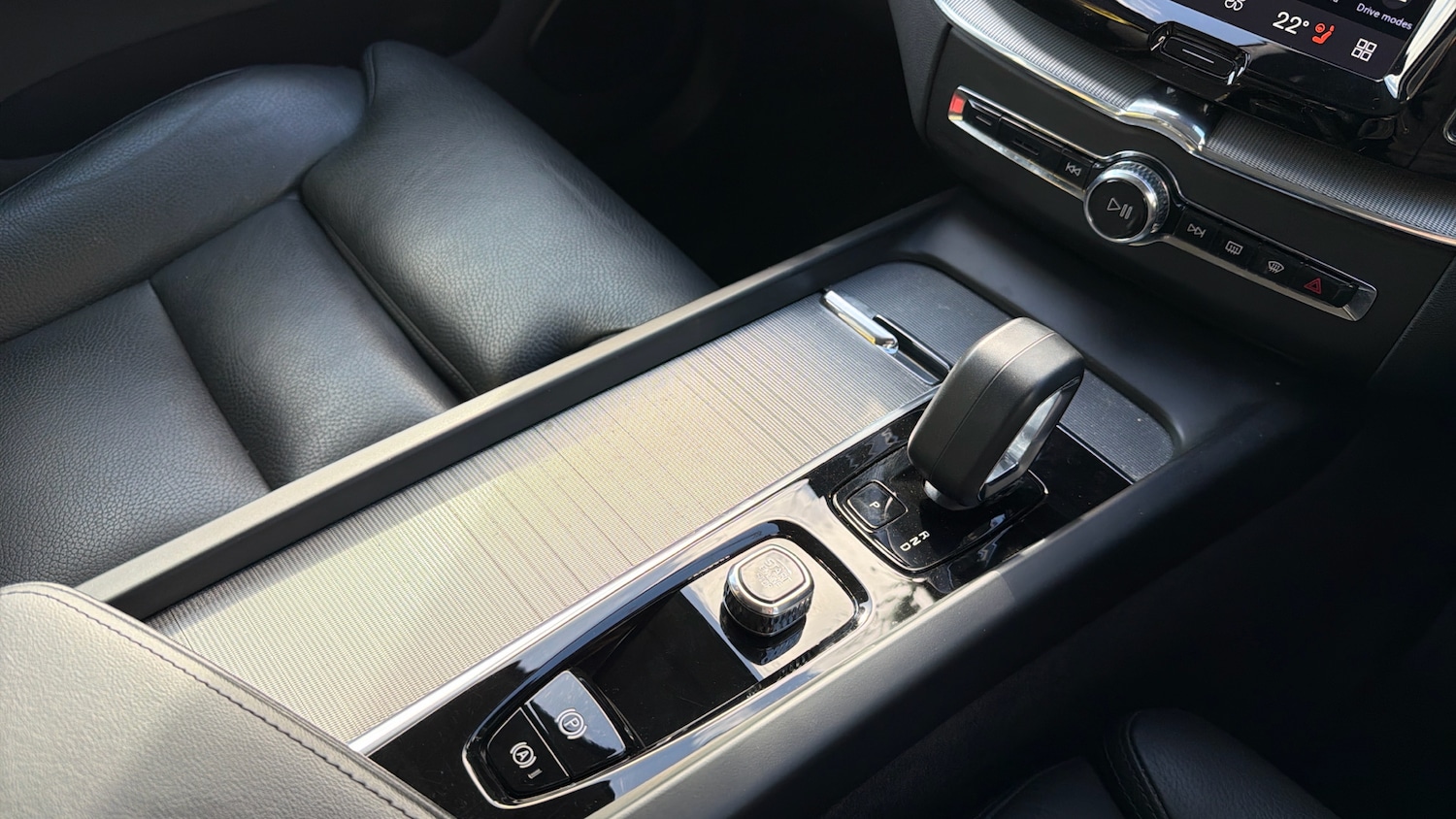 Used Volvo XC60 2023 for sale - 77845184: Photo 26