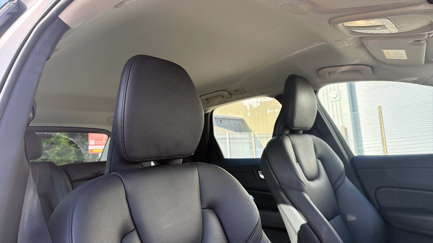 Used Volvo XC60 2023 for sale - 77845184: Photo 31