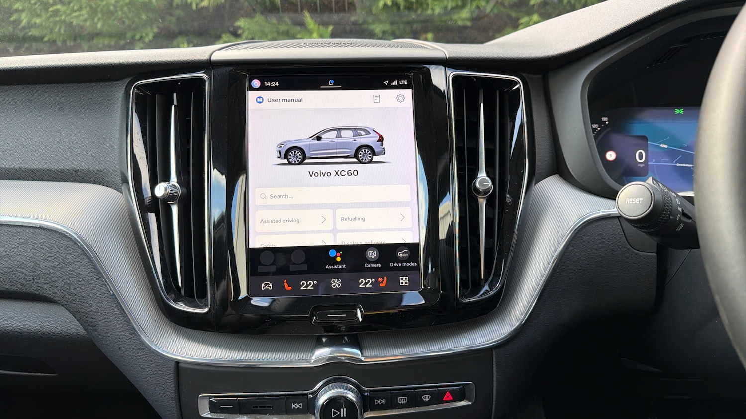 Used Volvo XC60 2023 for sale - 77845184: Photo 37