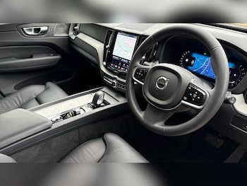 Used Volvo XC60 2023 for sale - 78826171: Photo