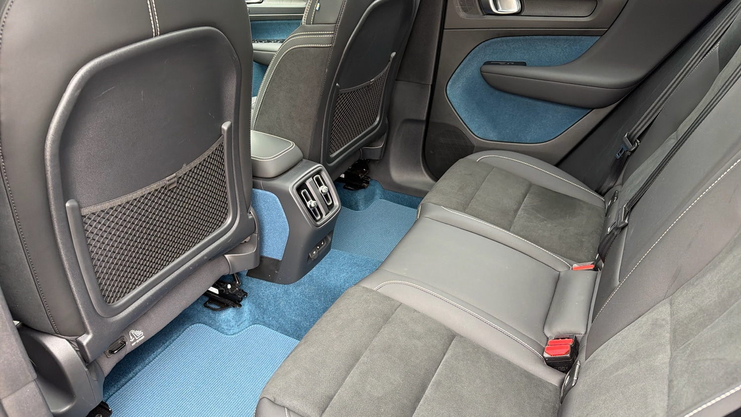 Used Volvo XC40 2022 for sale - 76653312: Photo 10