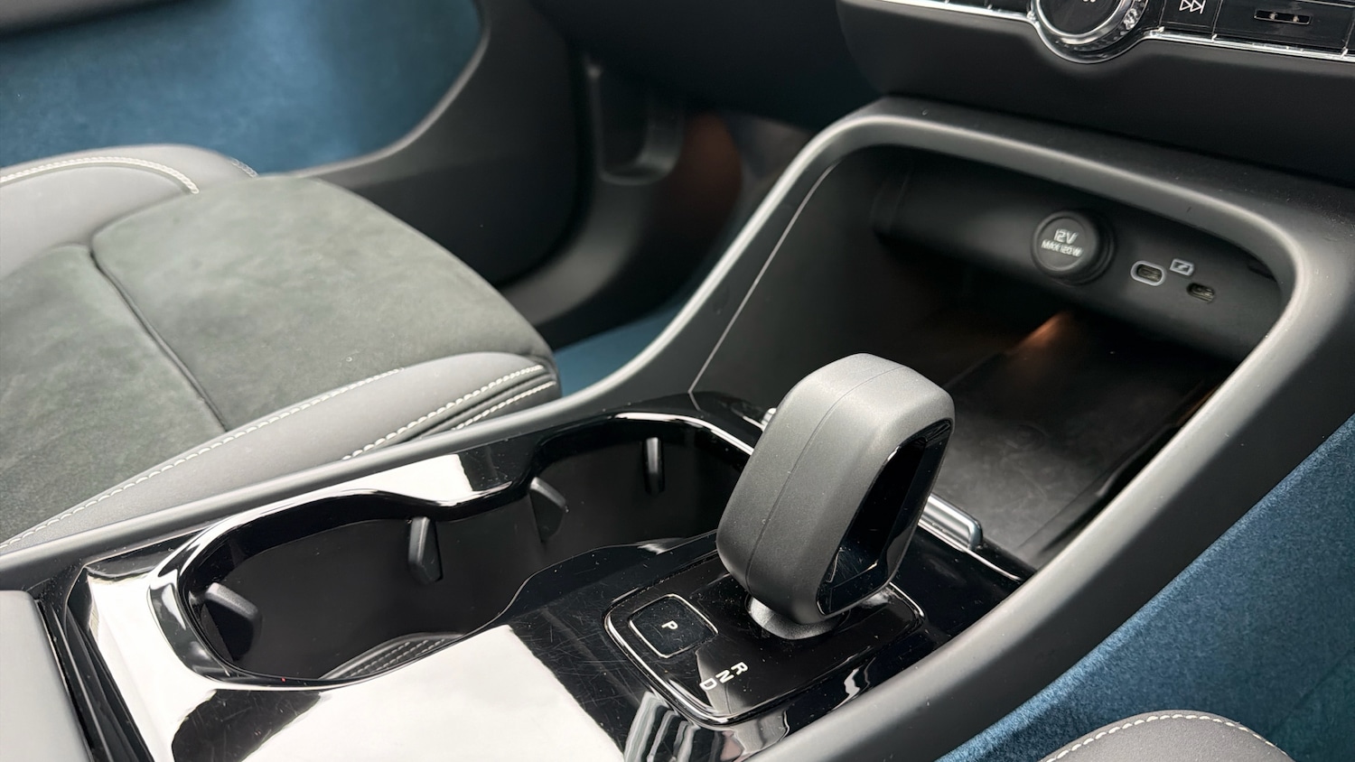 Used Volvo XC40 2022 for sale - 76653312: Photo 14