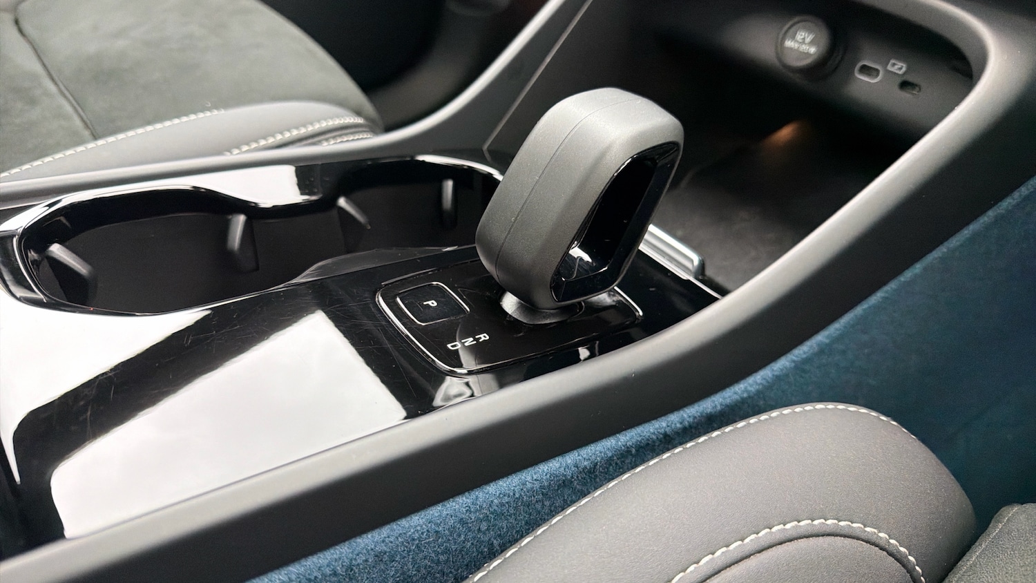 Used Volvo XC40 2022 for sale - 76653312: Photo 23