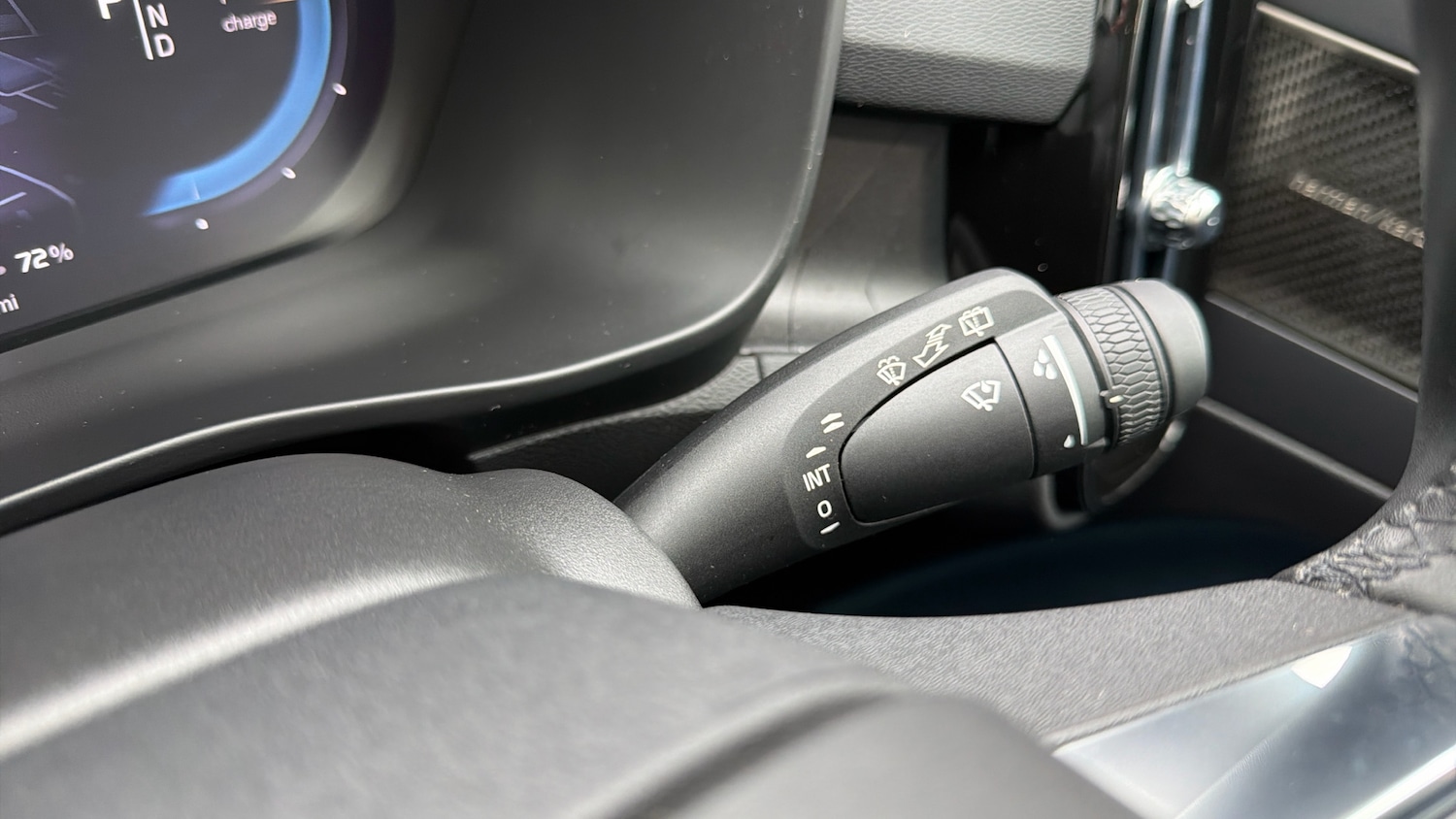 Used Volvo XC40 2022 for sale - 76653312: Photo 25