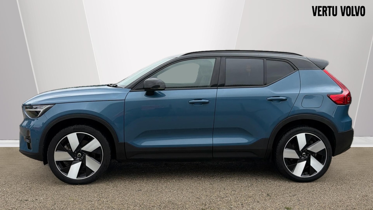 Used Volvo XC40 2022 for sale - 76653312: Photo 8