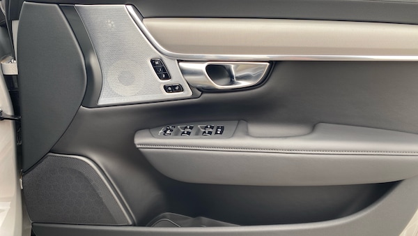 Used Volvo V90 2025 for sale - 75556068: Photo 15