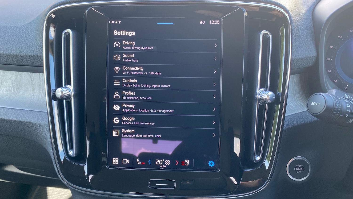 Used Volvo XC40 2023 for sale - 77901459: Photo 17